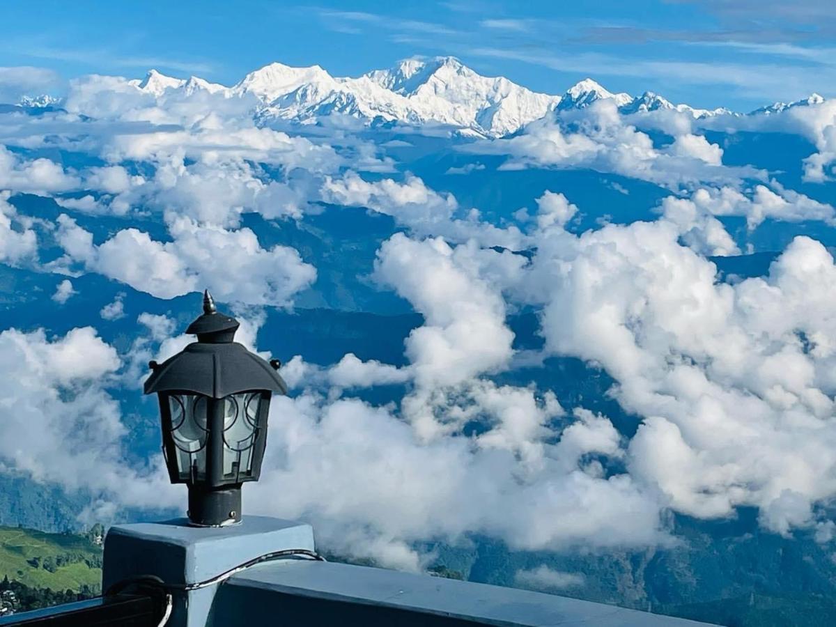 The Village Den , B&B Darjeeling ดาร์จีลิง ภายนอก รูปภาพ
